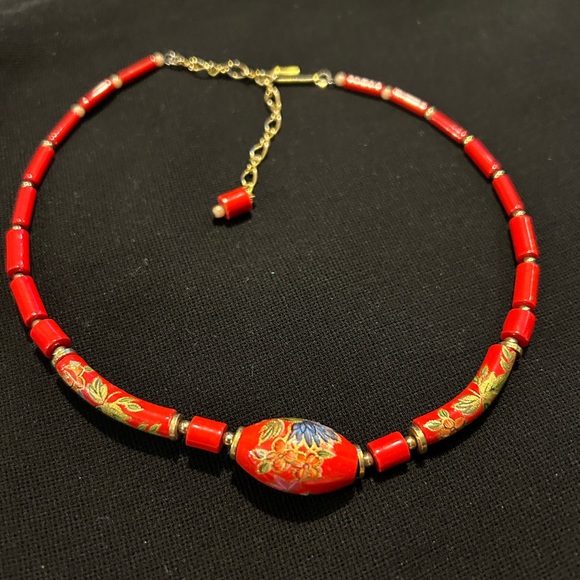 Vintage Jewelry - VTG Vivid Plastic Oriental Pattern Choker. Absolutely gorgeous!!